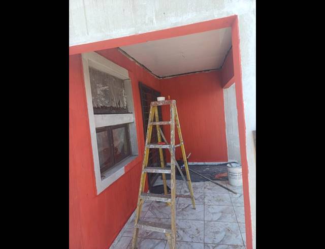 2 BEDROOM HOUSE FOR SALE IN ORLANDO WEST